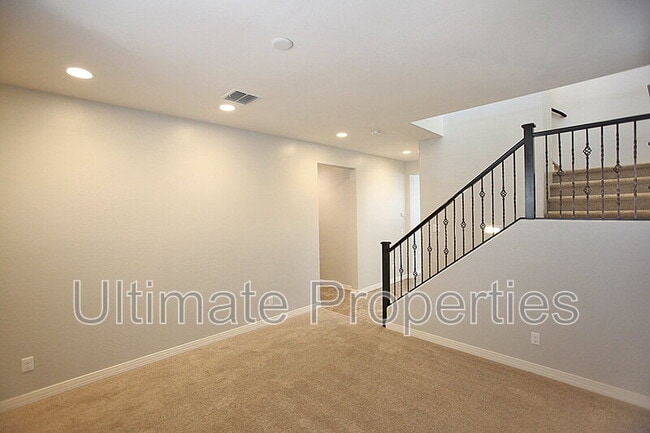 Photo - 9907 W Louise Dr