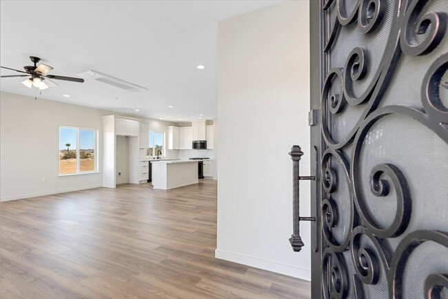 Photo - 10154 Joshua Blvd