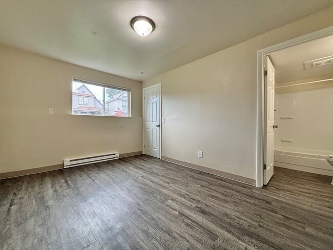 Photo - 1915 W Boone Ave Unit 2