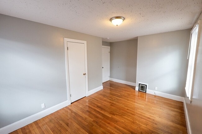 Photo - 4 Standard St Unit 2