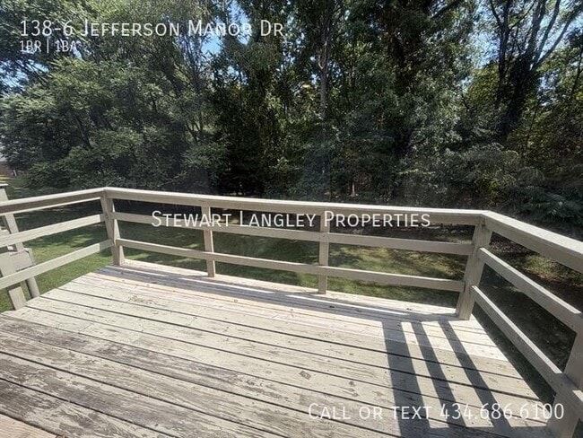 138-6 Jefferson Manor Dr.-