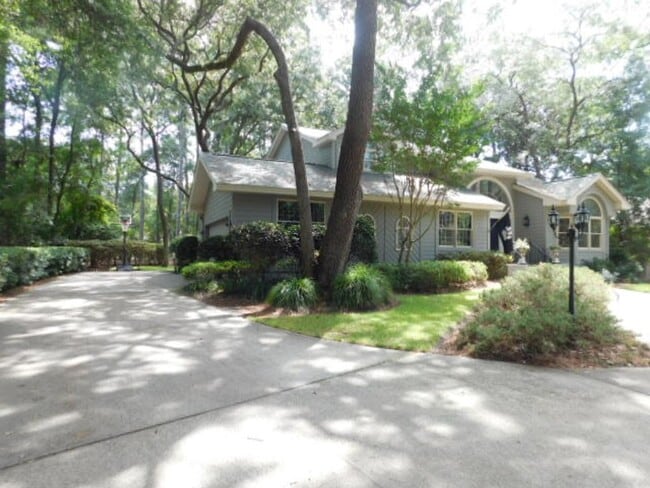 Photo - Beautiful Custom Unfurnished Home Located In Sea Pines Resort