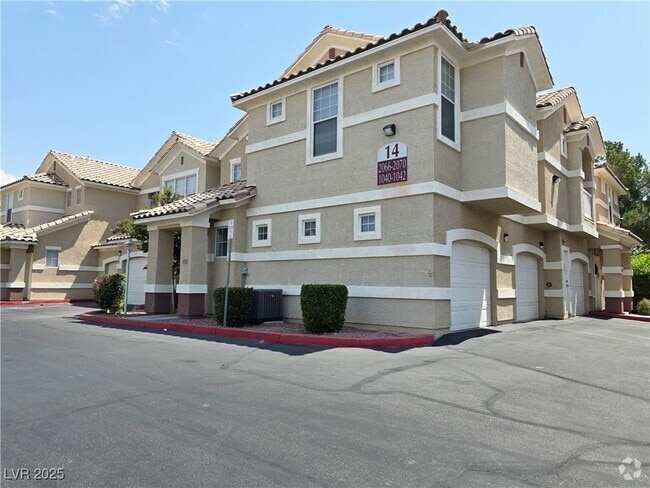 Building Photo - 5855 Valley Dr Unit 2070 Rental