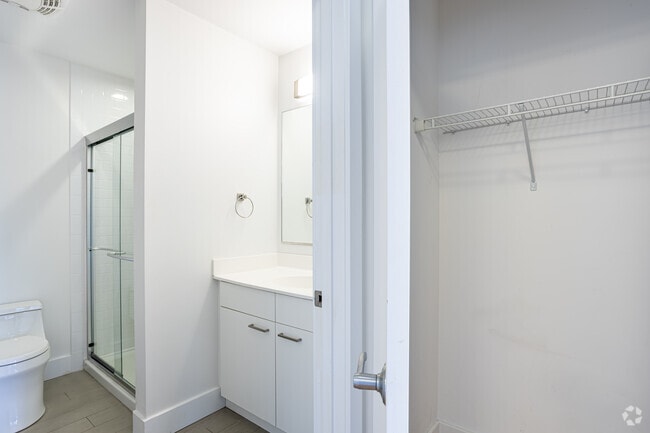 1BR, 1BA