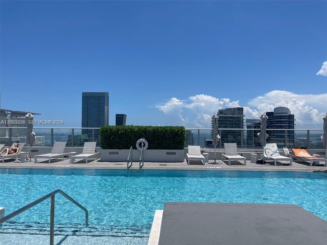 Photo - 1010 Brickell Ave Unit 2911