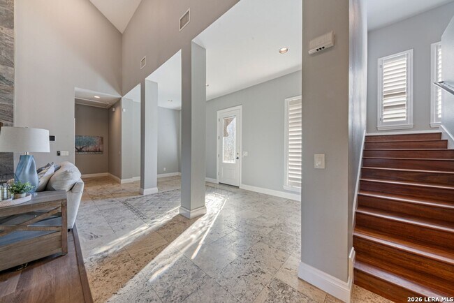 Photo - Charming Home Awaits: Spacious & Modern Living in a Prime Location