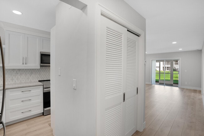 Photo - 18081 SE Country Club Dr Unit 12-115