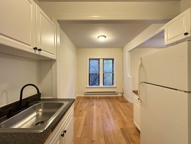 Photo - 3828.5 N Fremont St Unit W3