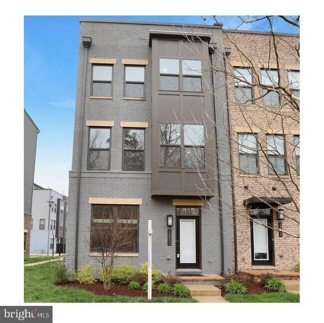 Building Photo - 13032 Hattontown Square Rental