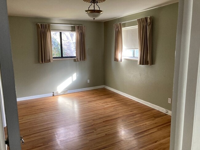 Photo - 6068 Vivian Ct