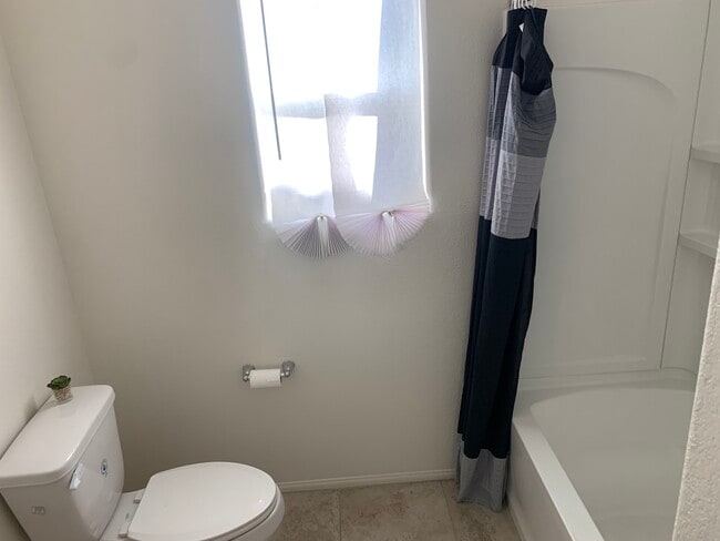 Photo - 1230 Hopespring Loop Ave