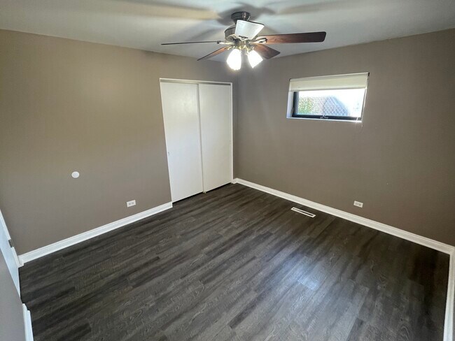 Photo - 148 E Quincy St Unit 2