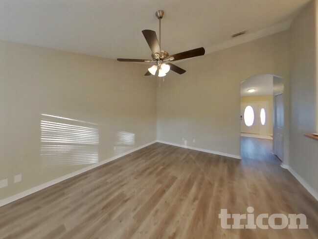 Photo - 4151 Candler Ave