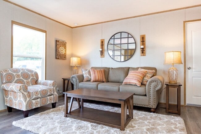 Photo - 800 King Richard Dr