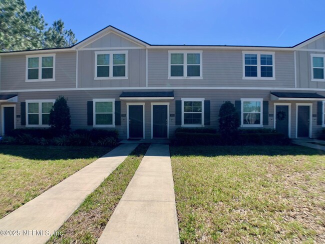 Photo - 575 Oakleaf Plantation Pkwy Townhome