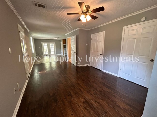 Photo - 84 Matthews St Unit 84 Matthews St (M) (R-Smart)  A