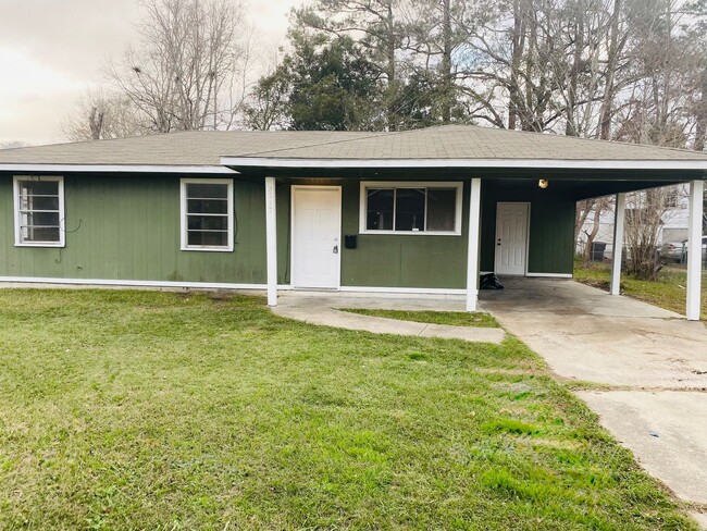 Photo - 3617 Clayton Dr