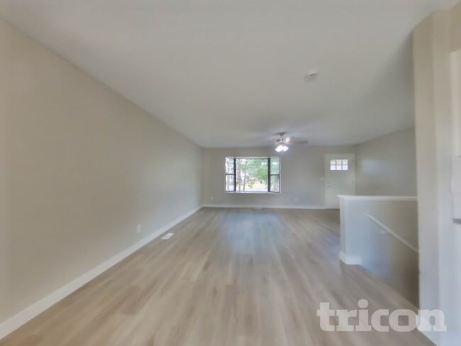 Photo - 505 E 40th St