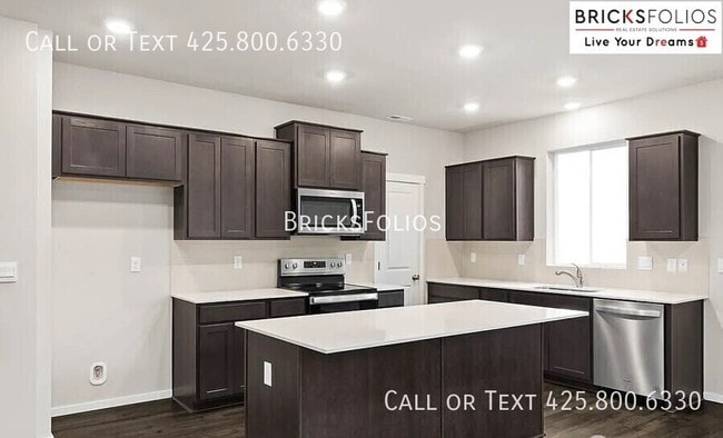 Photo - 10658 187th St Ct E House