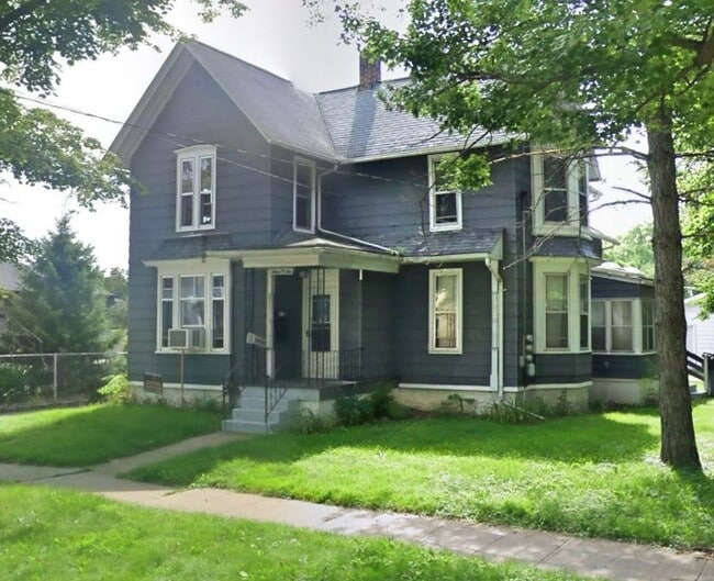 Photo - 306 N Elm Ave Unit Apt #1