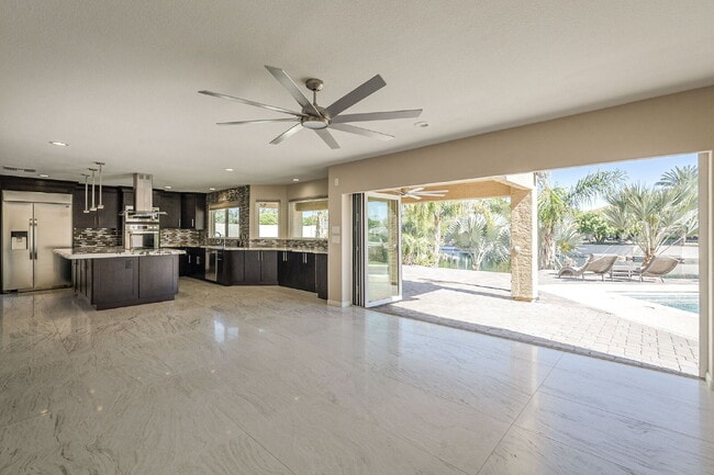 Building Photo - Luxury Waterfront Home in Ocotillo – Avail...