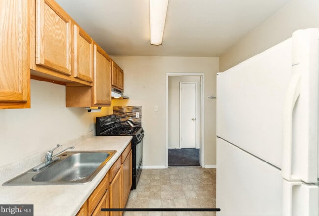 Photo - 7200 Donnell Pl