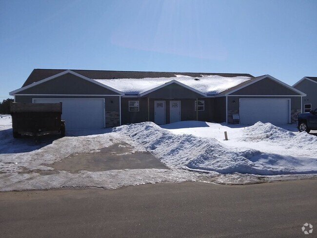 Building Photo - 3 Bedroom Duplex Rental