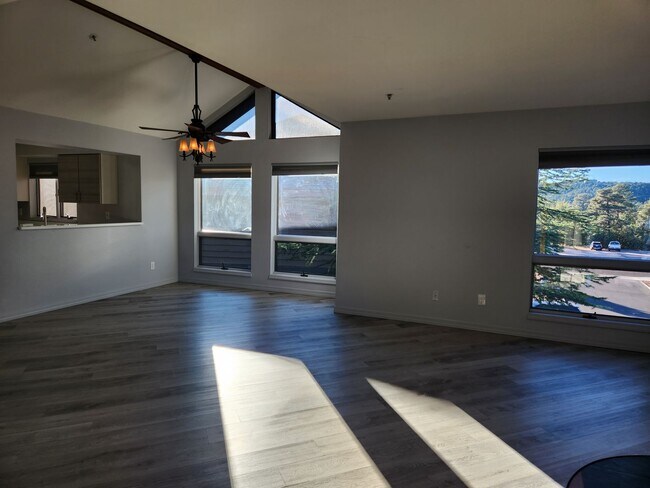 Photo - Beautifully updated 2 bed / 2 bath at 4 Seasons North Unit 12