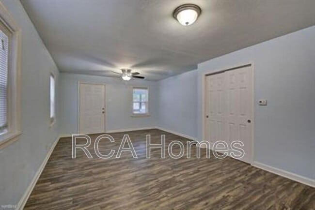 Photo - 829 S State Ave