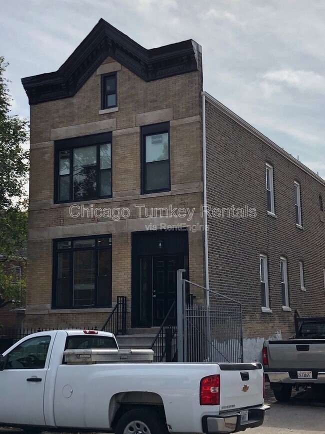 Building Photo - 2951 W 25th St Unit 2r