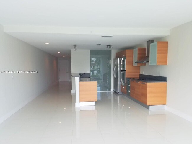 Photo - 2950 NE 188th St Unit 237