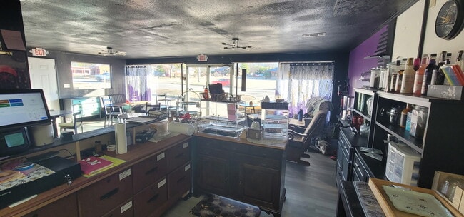 Photo - 2105 N Broadway St