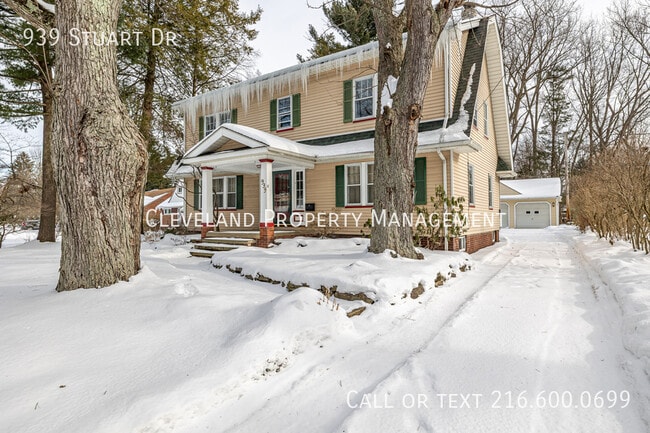 Photo - 939 Stuart Dr