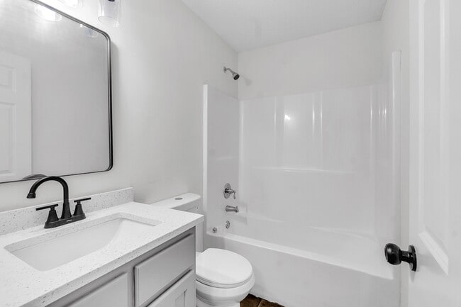 Photo - 8334 Manhatten Dr