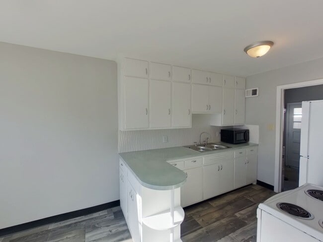 Photo - 721 S Edgemoor St