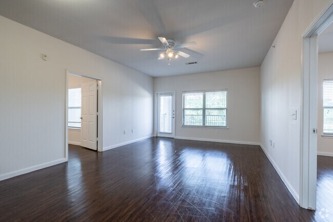 B1 2BR, 2BA - 1,064SF - Living Room