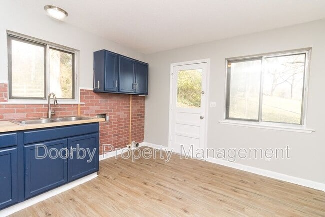 Photo - 3600 Oakland Terrace