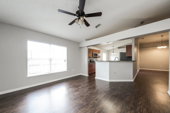 Photo - 936 Welch Hill Cir