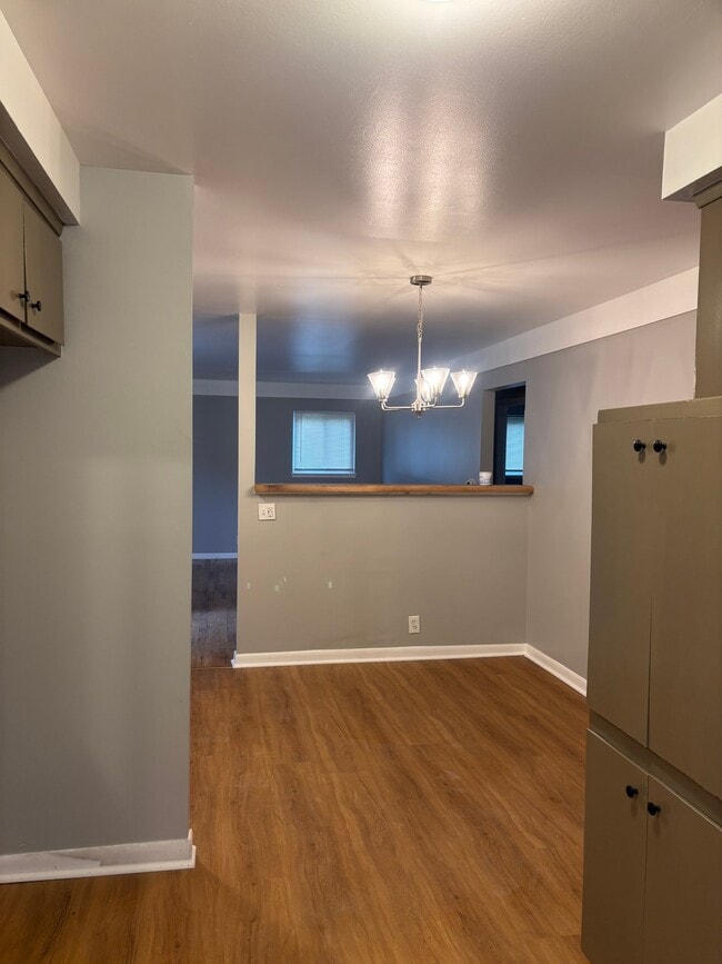 Photo - 1034 McKeighan Ave