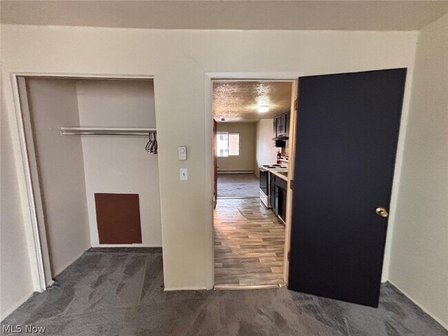 Photo - 519 Crosby St Unit 8