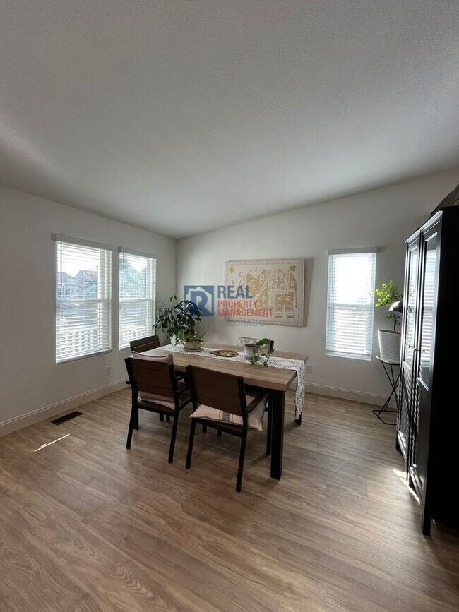 Photo - 9597 Fox Den Dr