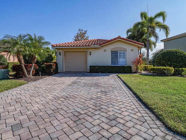 Photo - 5520 45th Ave