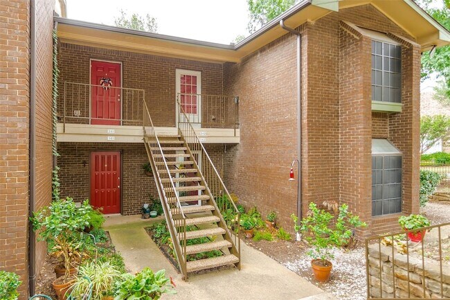 Photo - 2505 Wedglea Dr Unidad 141