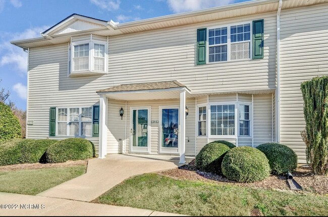 Building Photo - 2375 Vineyard Dr Unit H2 Rental