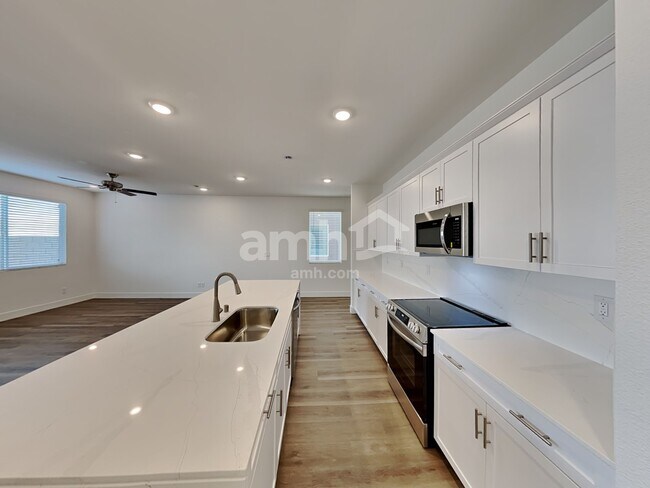 Photo - 8372 Buckskin Clf Ave