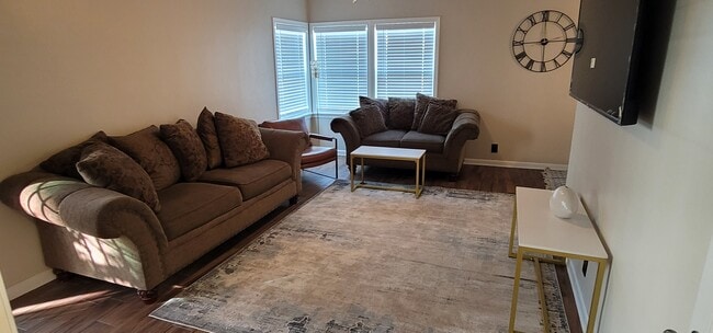 Building Photo - 2016 W 35th St Unit 2016 W 35th Street LA CA