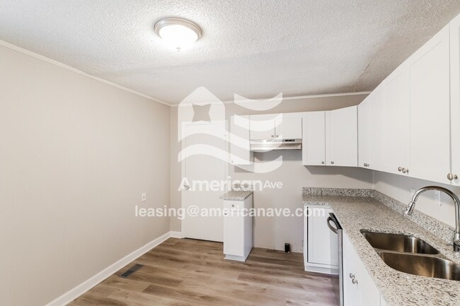 Photo - 5321 Court J