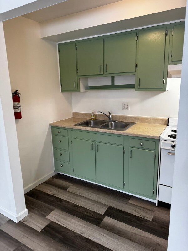 Photo - 460 Wells Dr Unit A