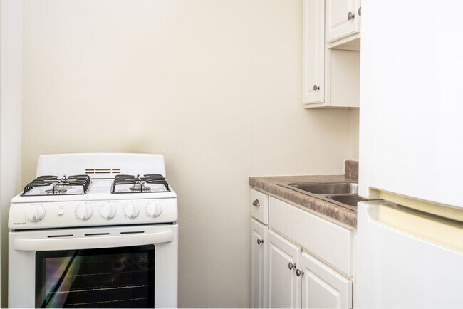 Photo - 2009 Bryant Ave S