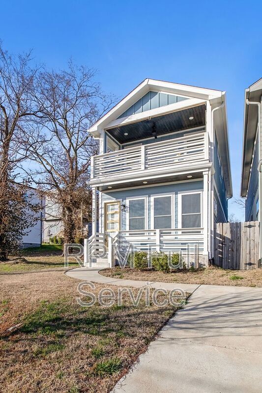 Photo - 2312 Merry St